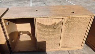 Mesa de oficina o industrial de madera