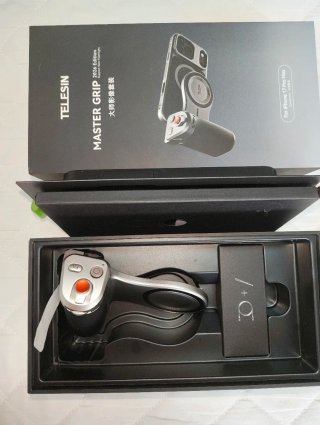 Telesin Master Grip iPhone 17 Pro + Pro Max