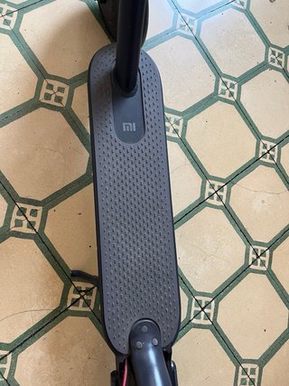 Patinete Eléctrico Xiaomi Mi Scooter M365