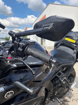 Yamaha MT-10 Negra