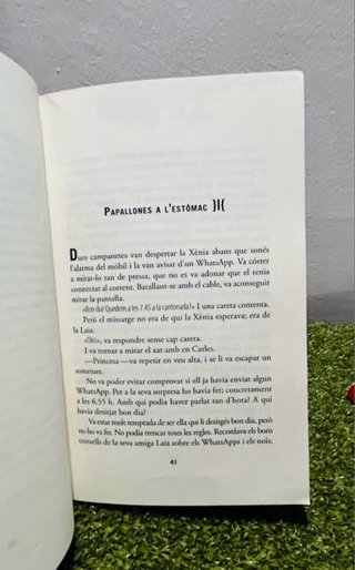 Xènia, tens un WhatsApp