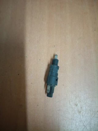Interruptor de luz de freno Piaggio Liberty 125