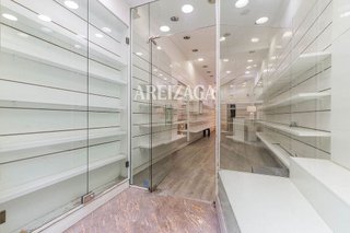 Local comercial en alquiler en Centro en San Sebastián-Donostia