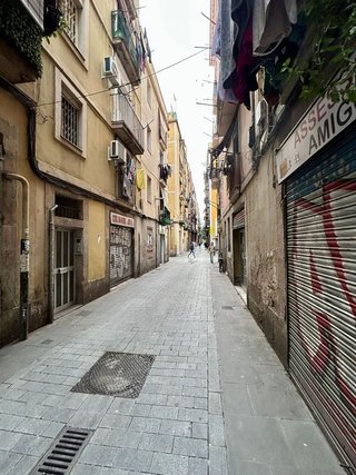 Piso en venta en El Raval en Barcelona