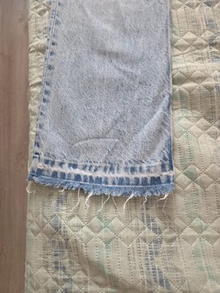 Pantalón culotte Mango. T 36.