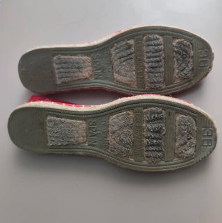Alpargatas FOR US rojas y blancas talla 36
