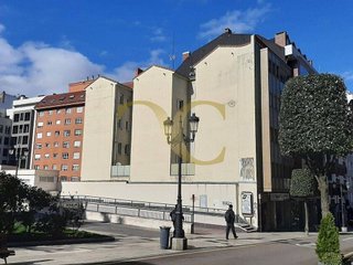 Local comercial en venta en Zona Teatro Campoamor en Oviedo