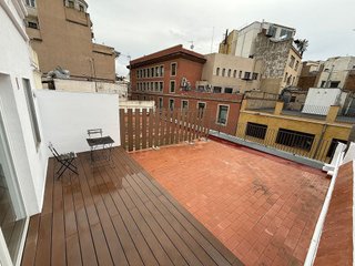 Ático en alquiler en El Raval en Barcelona