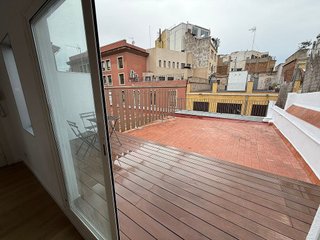Ático en alquiler en El Raval en Barcelona