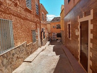 Casa adosada en venta en Hellín
