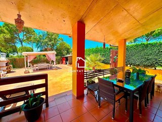 Chalet en venta en Caldes de Malavella