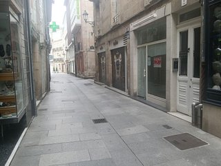 Local comercial en alquiler en Centro - Recinto Amurallado en Lugo