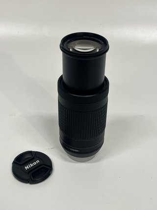 Nikon D3400 + 2 objetivos + kit completo