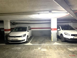 Garaje en venta en Can Vidalet en Esplugues de Llobregat