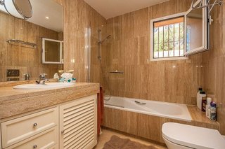 Piso en venta en Elviria en Marbella