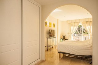 Piso en venta en Elviria en Marbella