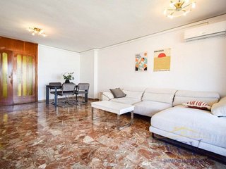 Piso en venta en Ensanche - Diputación en Alicante