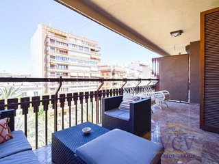 Piso en venta en Ensanche - Diputación en Alicante