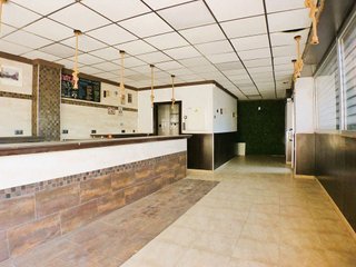 Local comercial en alquiler en Paus - Poligono San Blas en Alicante