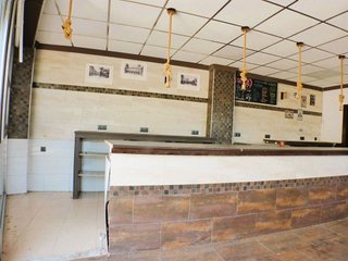 Local comercial en alquiler en Paus - Poligono San Blas en Alicante