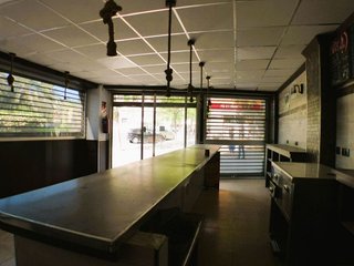 Local comercial en alquiler en Paus - Poligono San Blas en Alicante