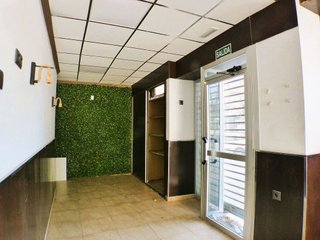 Local comercial en alquiler en Paus - Poligono San Blas en Alicante