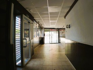 Local comercial en alquiler en Paus - Poligono San Blas en Alicante