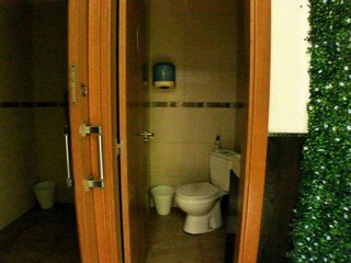 Local comercial en alquiler en Paus - Poligono San Blas en Alicante