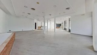 Local comercial en venta en Zona Industrial en Prat de Llobregat, El