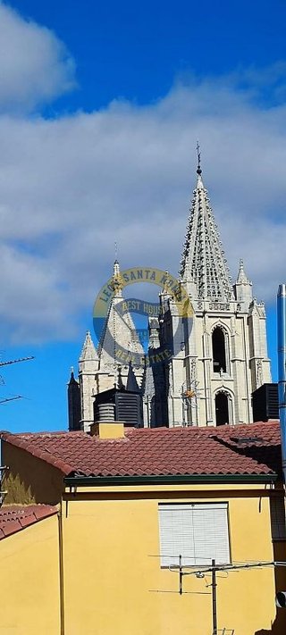 Piso en venta en Casco Antiguo en León