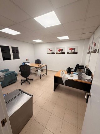 Nave industrial en venta en Polígonos - Recinto Ferial Cortijo de Torres en Málaga