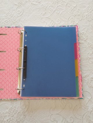 Papelería Escolar: Cuadernos, Repuestos y Fundas