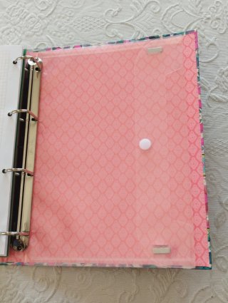 Papelería Escolar: Cuadernos, Repuestos y Fundas