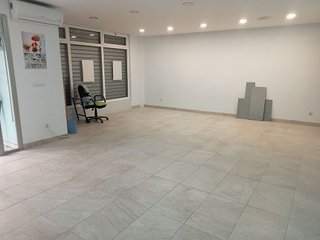 Local comercial en venta en Zona Pueblo en Eliana (l´)