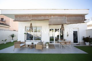 Chalet en venta en Oromana en Alcalá de Guadaira
