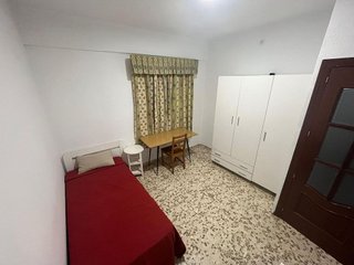 Piso en alquiler en El Plantinar - Felipe II - Tiro de Línea en Sevilla