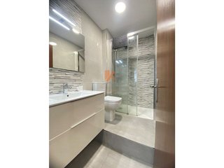 Piso en alquiler en Ensanche - Sar en Santiago de Compostela