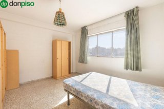 Piso en venta en Polígono Cartuja – La Paz en Granada