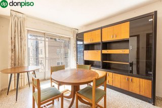 Piso en venta en Polígono Cartuja – La Paz en Granada