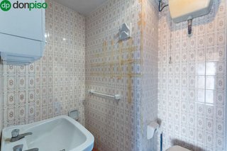 Piso en venta en Polígono Cartuja – La Paz en Granada