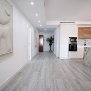 Piso en alquiler en Nueva Andalucía centro en Marbella