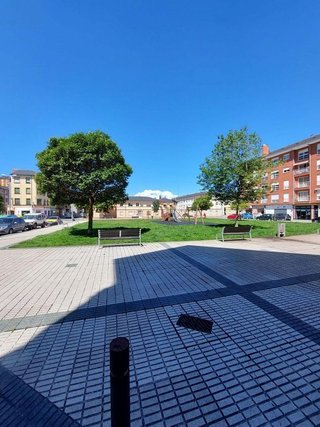Local comercial en venta en Flores de Sil - La Placa en Ponferrada
