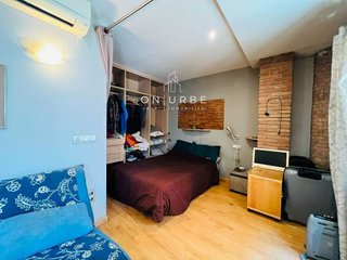 Piso en venta en La Barceloneta en Barcelona
