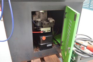 Sierra cinta semi-aut. MG Leonard K 300 SA