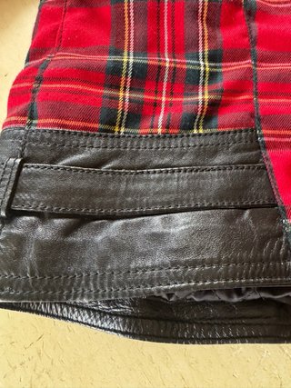Cazadora Cuero Genuino Negro y Rojo