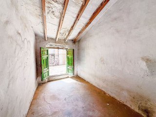 Casa adosada en venta en Yecla