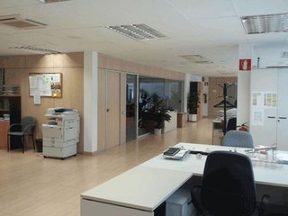 Oficina en alquiler en Les Corts en Barcelona