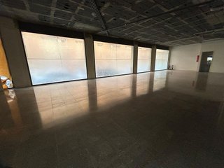 Local comercial en venta en Rocafonda en Mataró