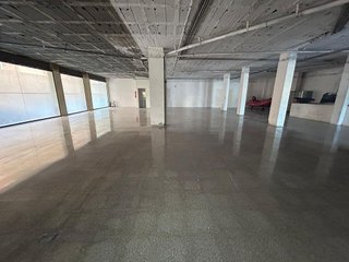 Local comercial en venta en Rocafonda en Mataró