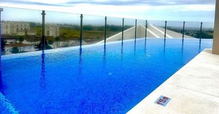 Ático en alquiler en Nueva Andalucía centro en Marbella